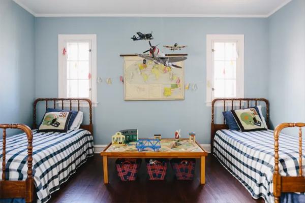 تخت کویین یا تویین