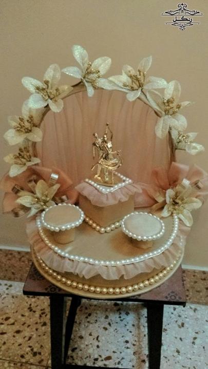 تزیین جای انگشتر حلقه عروس داماد عقد نامزدی بله برون تزیین جای انگشتر حلقه عروس داماد عقد نامزدی بله برون