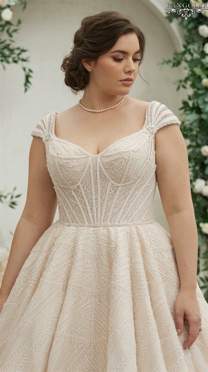 بهترین مدل لباس عروس افراد چاق پلاس سایز سیه باسن تپل