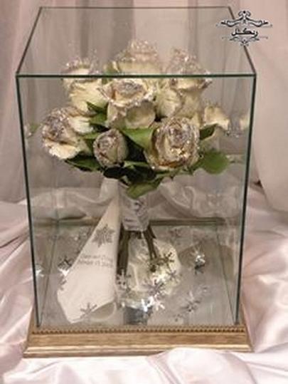 خشک کردن دسته گل عروس داخل باکس جعبه شیشه