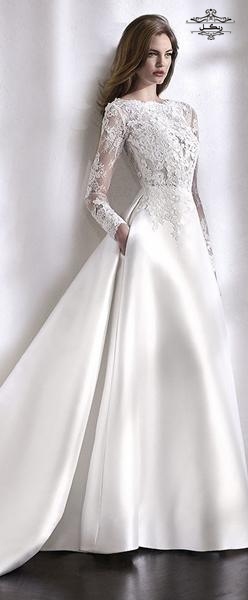 مدل لباس عروس با یقه بسته و پوشیده 