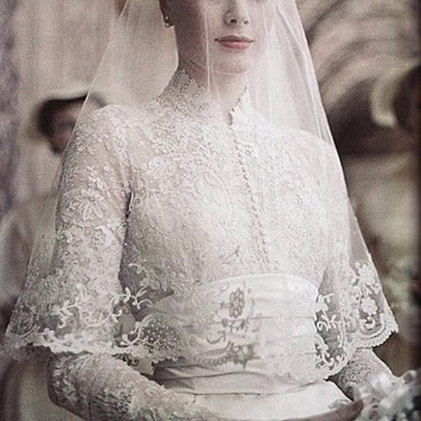 مدل لباس عروس گیپور دار توردار و پوشیده