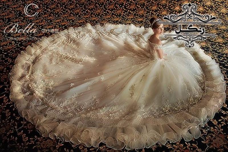 مدل لباس عروس پرنسسی و رویایی دنباله دار- آـلیه عکاسی عروسی