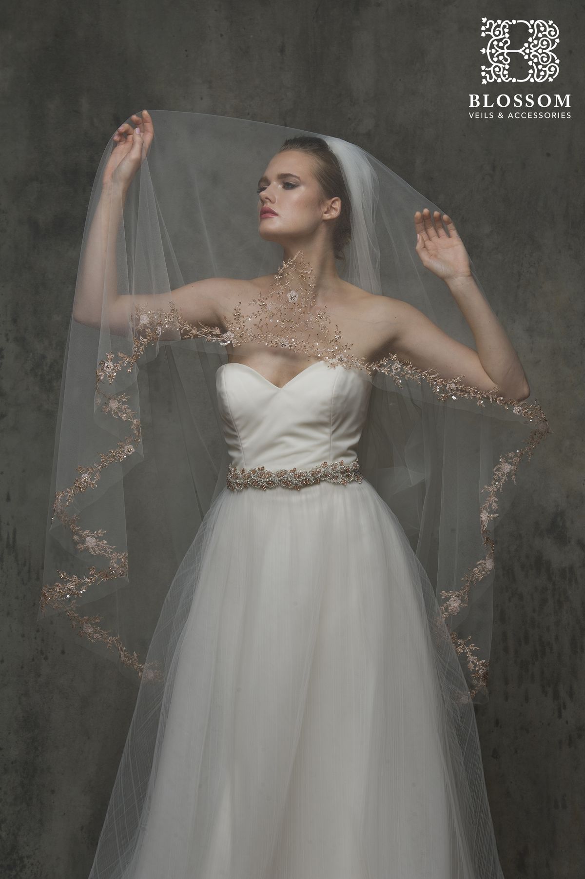 تور عروس خاص تور عروس رنگی فرمالیته گل گلی