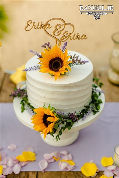 مدل تزیین کیک عقد عروسی بله برون گل طبیعی