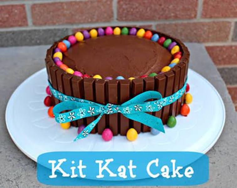 تزیین کیک تولد خانگی با روش ساده شکلات اسمارتیز پاستیل