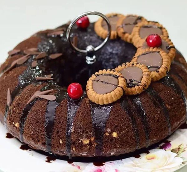 تزیین کیک تولد ساده خانگی راحت دیزاین میز تولد شیک لاکچری عاشقانه