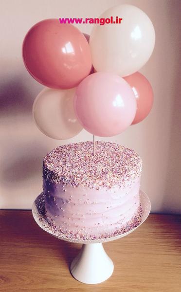 ایده تزیین کیک تولد خانگی بادکنک