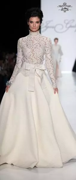 مدل لباس عروس با یقه بسته و پوشیده 