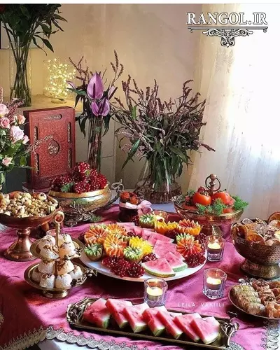 تزیین سفره شب یلدا دیزاین میز شب چله یلدایی