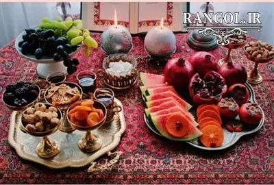 تزیین سفره شب یلدا دیزاین میز شب چله یلدایی