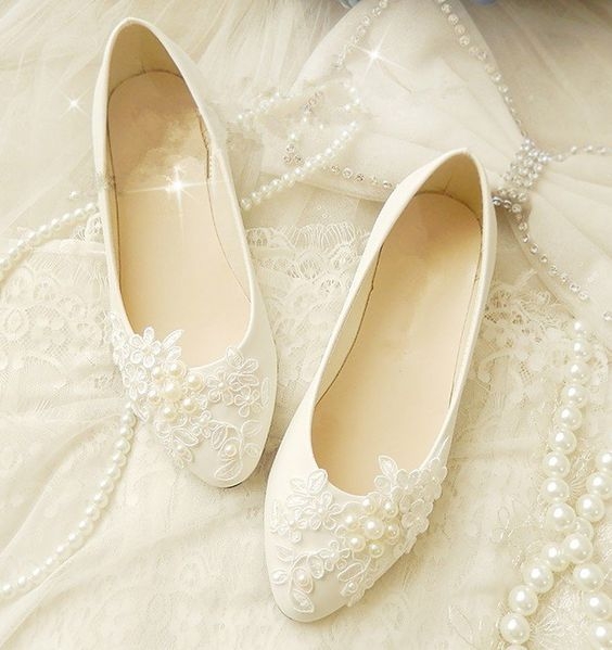 مدل های کفش تخت و کالج و راحت اسپرت برای عروس