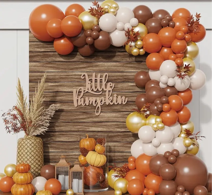 بادکنک آرایی جشن تولد تزیین میز تولد دیزاین تم تولد بادکنک گل