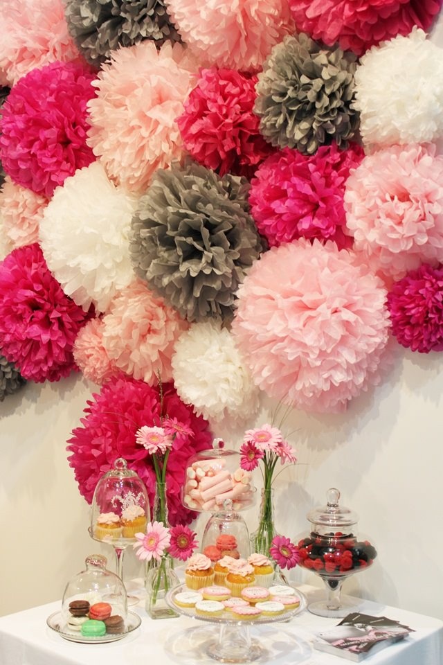 ایده تم تولد گل توپی فومی کاغذ کشی تشریفات تولد