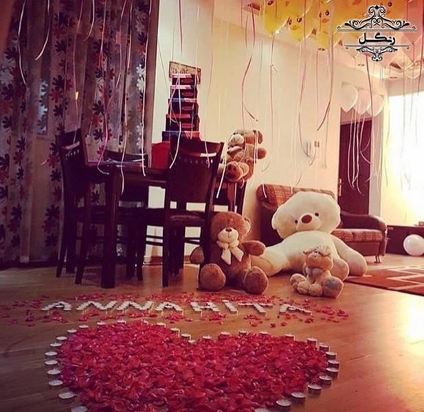 ایده های تزیین عاشقانه و رمانتیک میز تولد با گل و شمع ایده های تزیین عاشقانه و رمانتیک میز تولد سورپرایزی با گل و شمع
