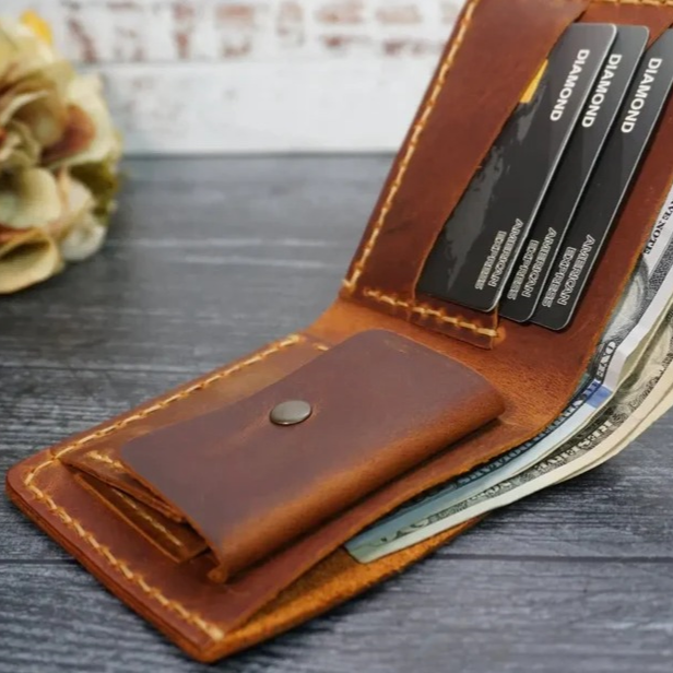 راهنمای جامع خرید بهترین کیف پول مردانه